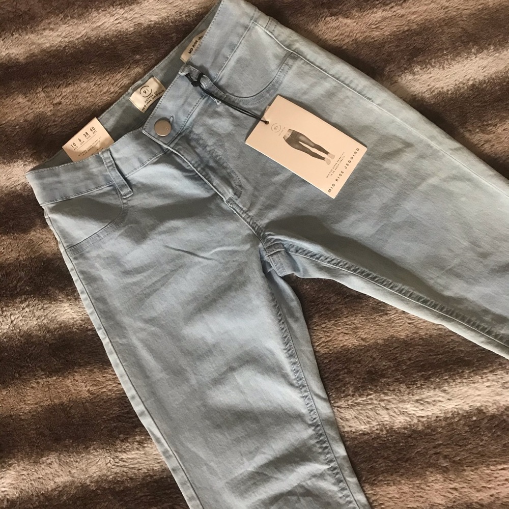 💙  LIGHT MID RISE JEGGINGS👖